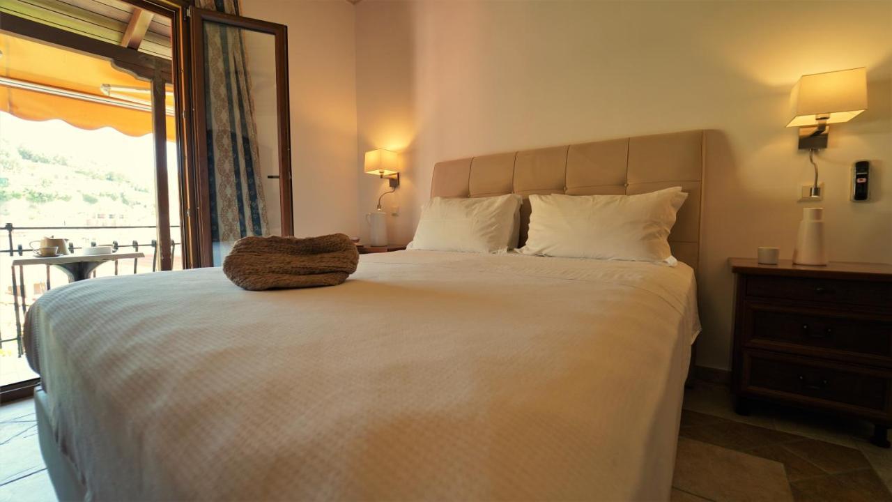Hotel Tourist Парга Екстер'єр фото